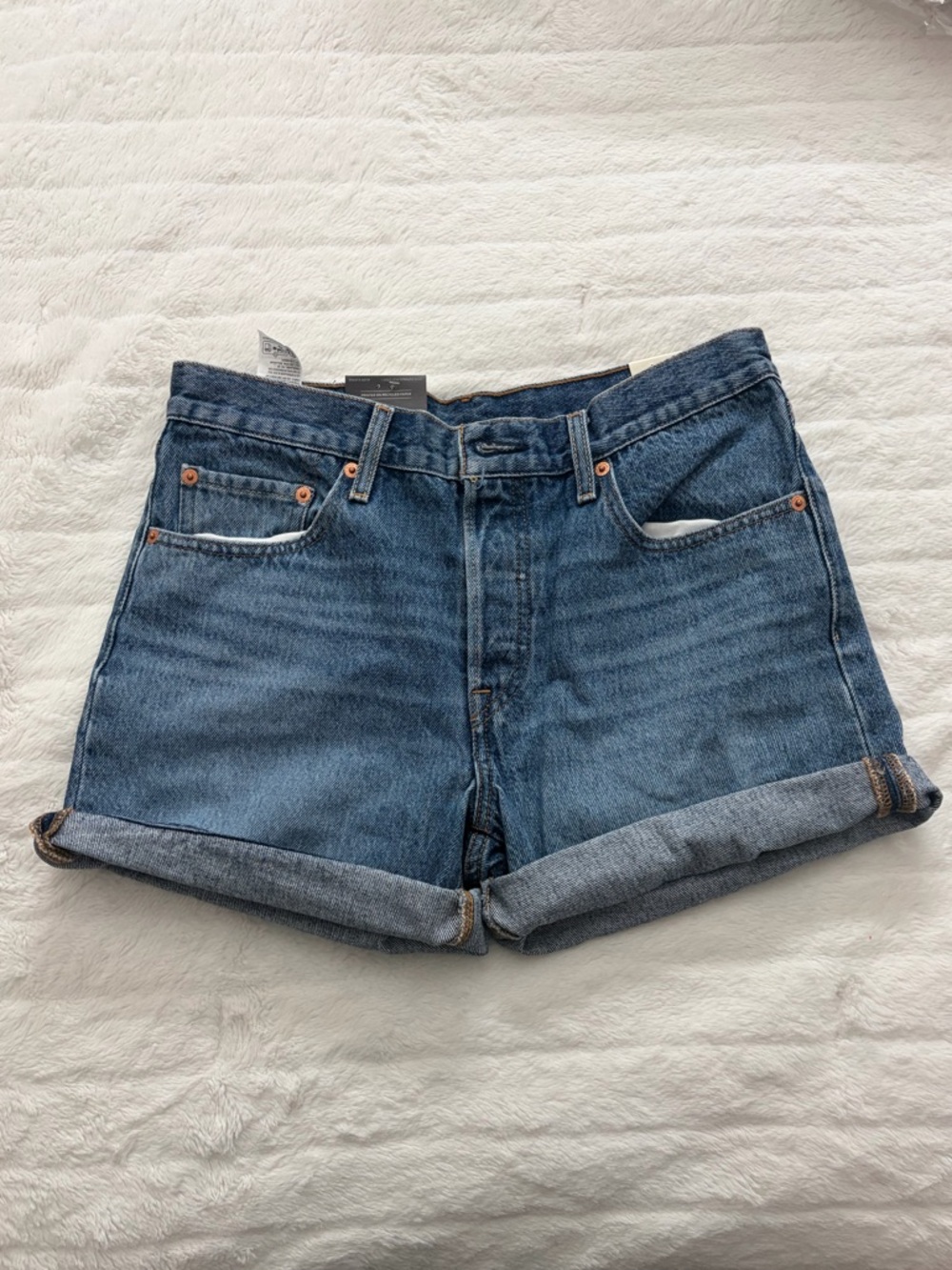 Levi's 501 Rolled Women’s Shorts - Picture 5 of 7